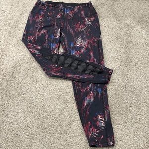 Victoria’s Secret knockout Legging L
